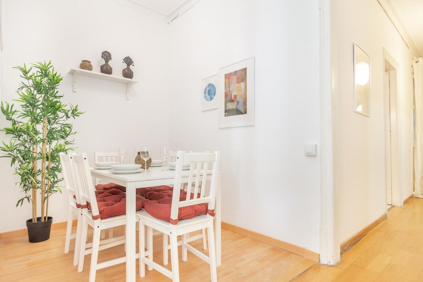 Albergue Rosello Private Barcelona
